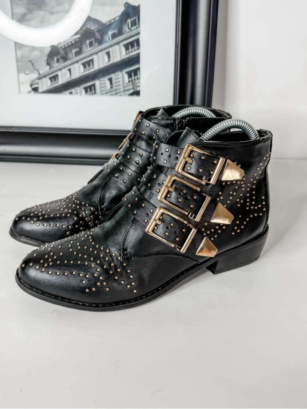 Diba Black Studded Buckle Ankle Boots Edgy Moto Western Style Size 7.5